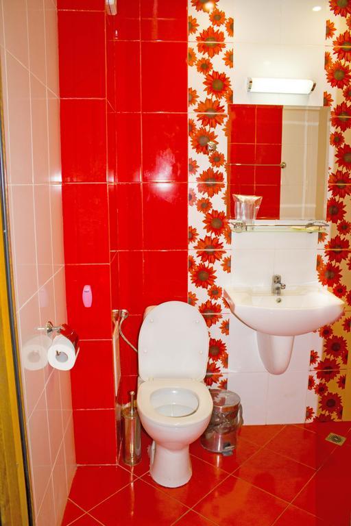 Complex Chayka Guest House ビャラ エクステリア 写真